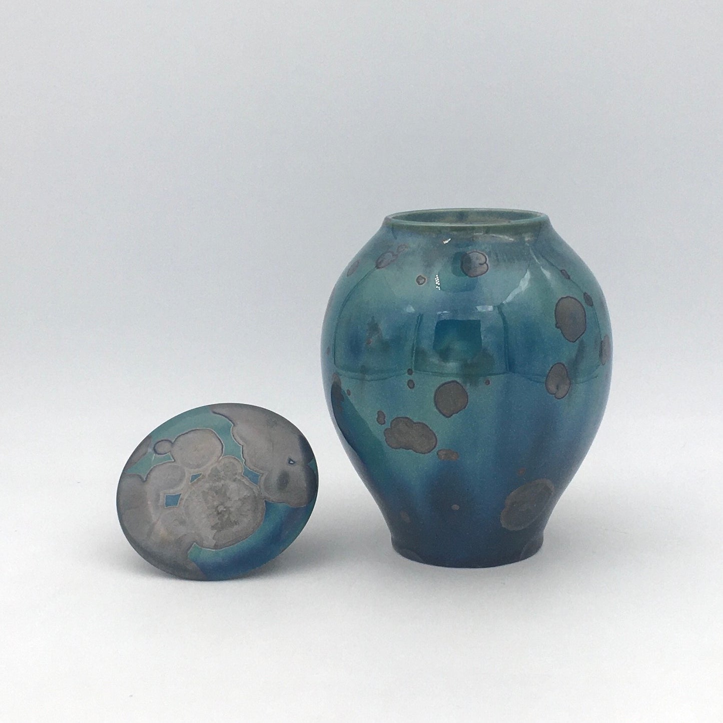 Small Cremation Urn - 90 Cubic Inches - SKU 365