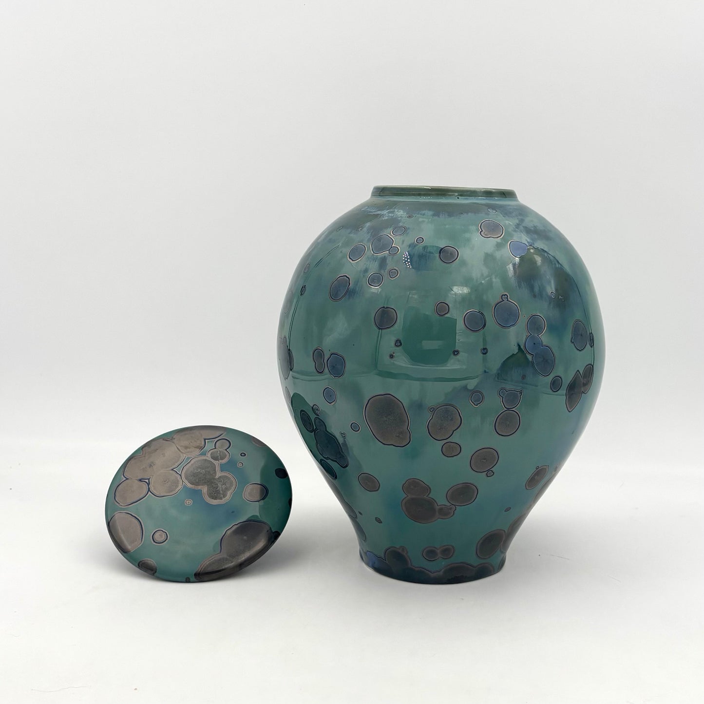 Large Cremation Urn -220 Cubic Inches - SKU 373