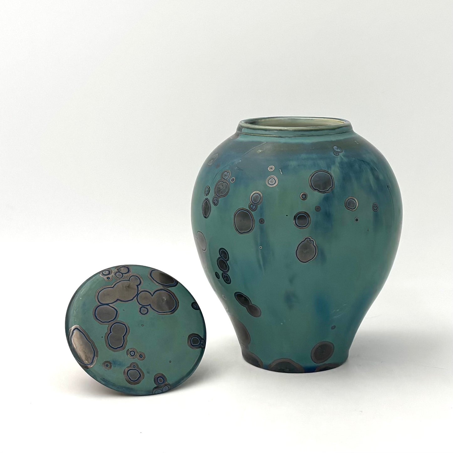 Small Cremation Urn - 85 Cubic Inches - SKU 378