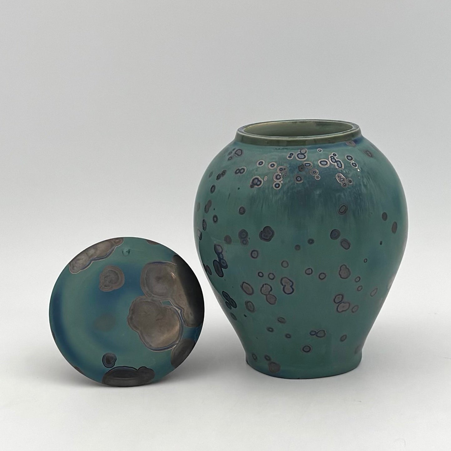 Keepsake / Pet Cremation Urn - 70 Cubic Inches - SKU 382