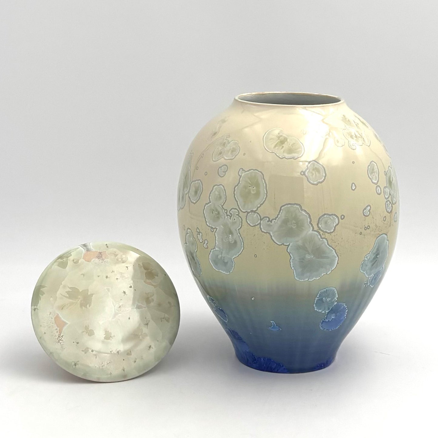 Medium Cremation Urn - 140 Cubic Inch Capacity - SKU 391